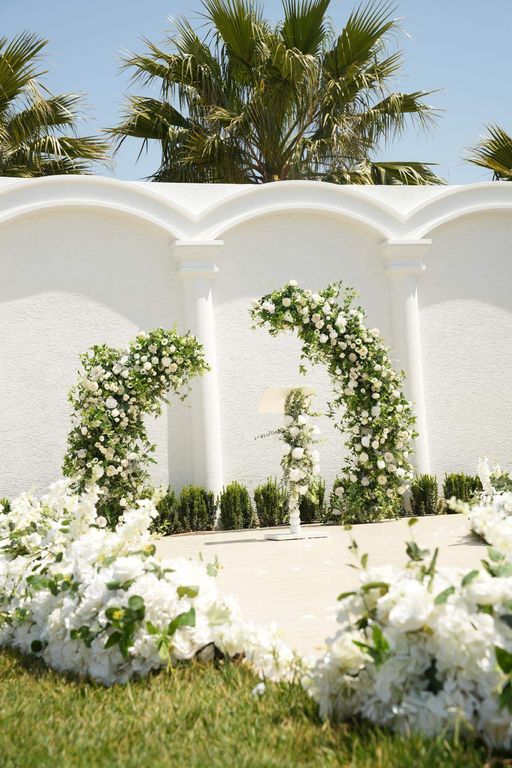 Maison Core Garden çiçekli nikâh alanı